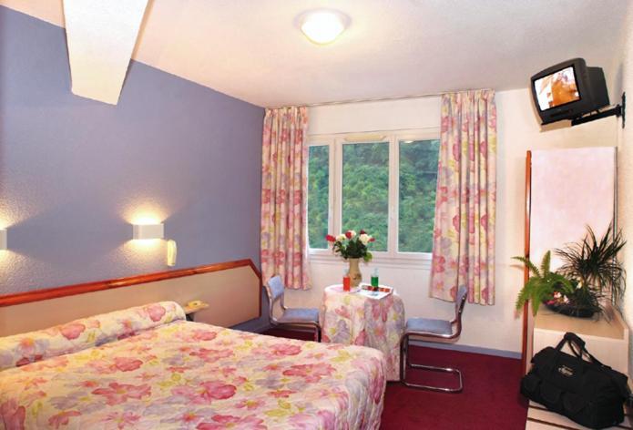 Hotel Saint Contard Lourdes Habitación foto